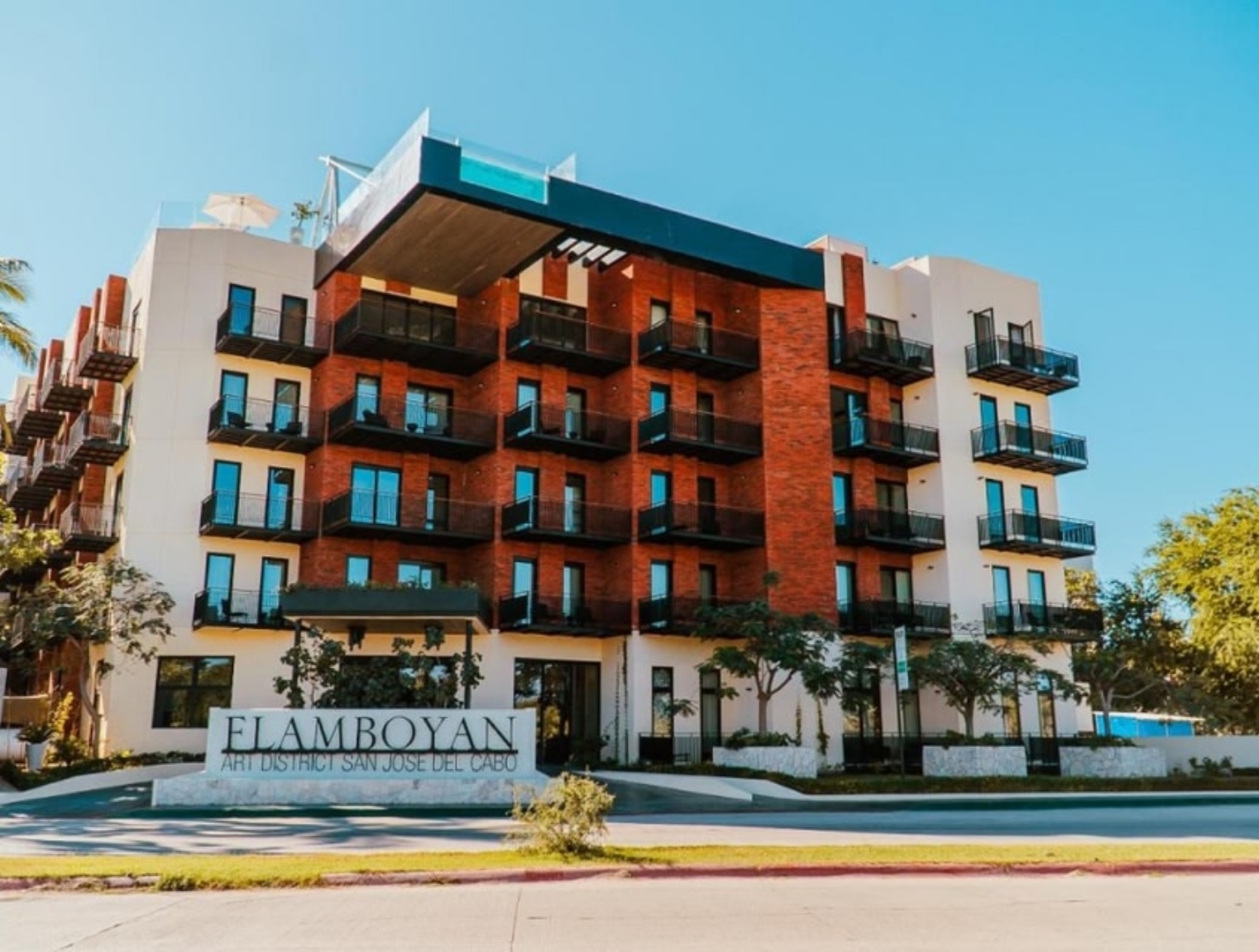 Hotel Flamboyan