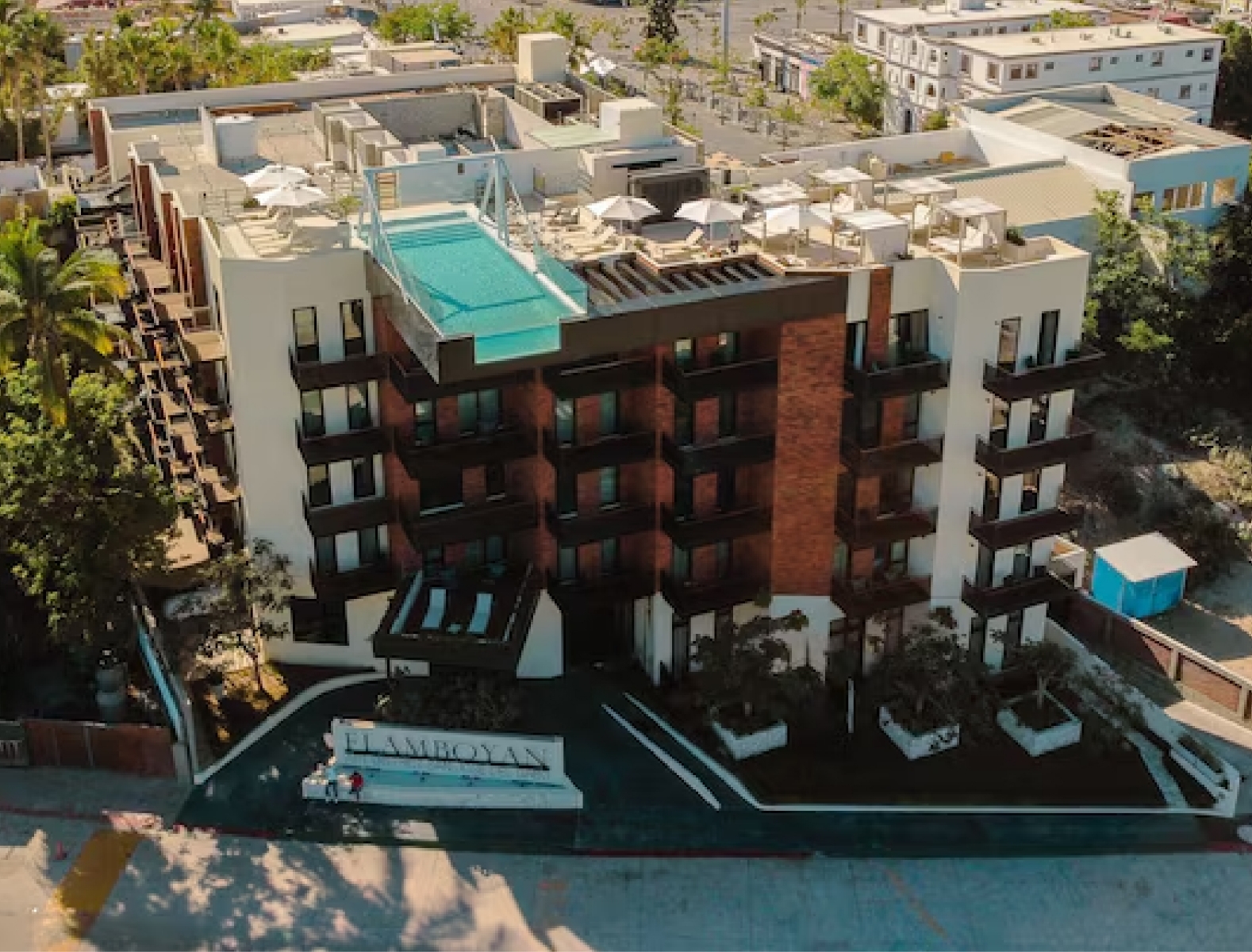 Flamboyan Hotel & Residences